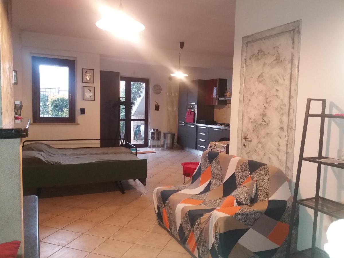 Appartamento Tana per gli ospiti Terni Esterno foto