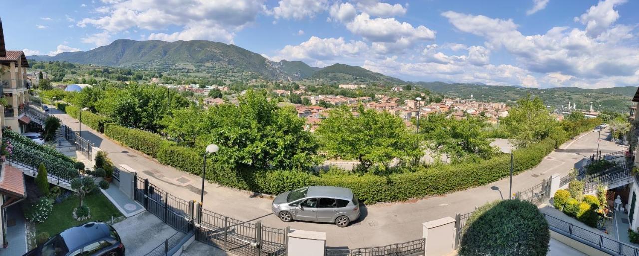 Appartamento Tana per gli ospiti Terni Esterno foto